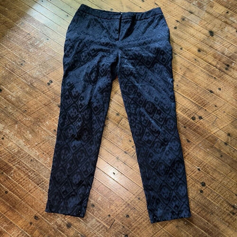 Chico’s black velvet chevron cropped business casual slacks